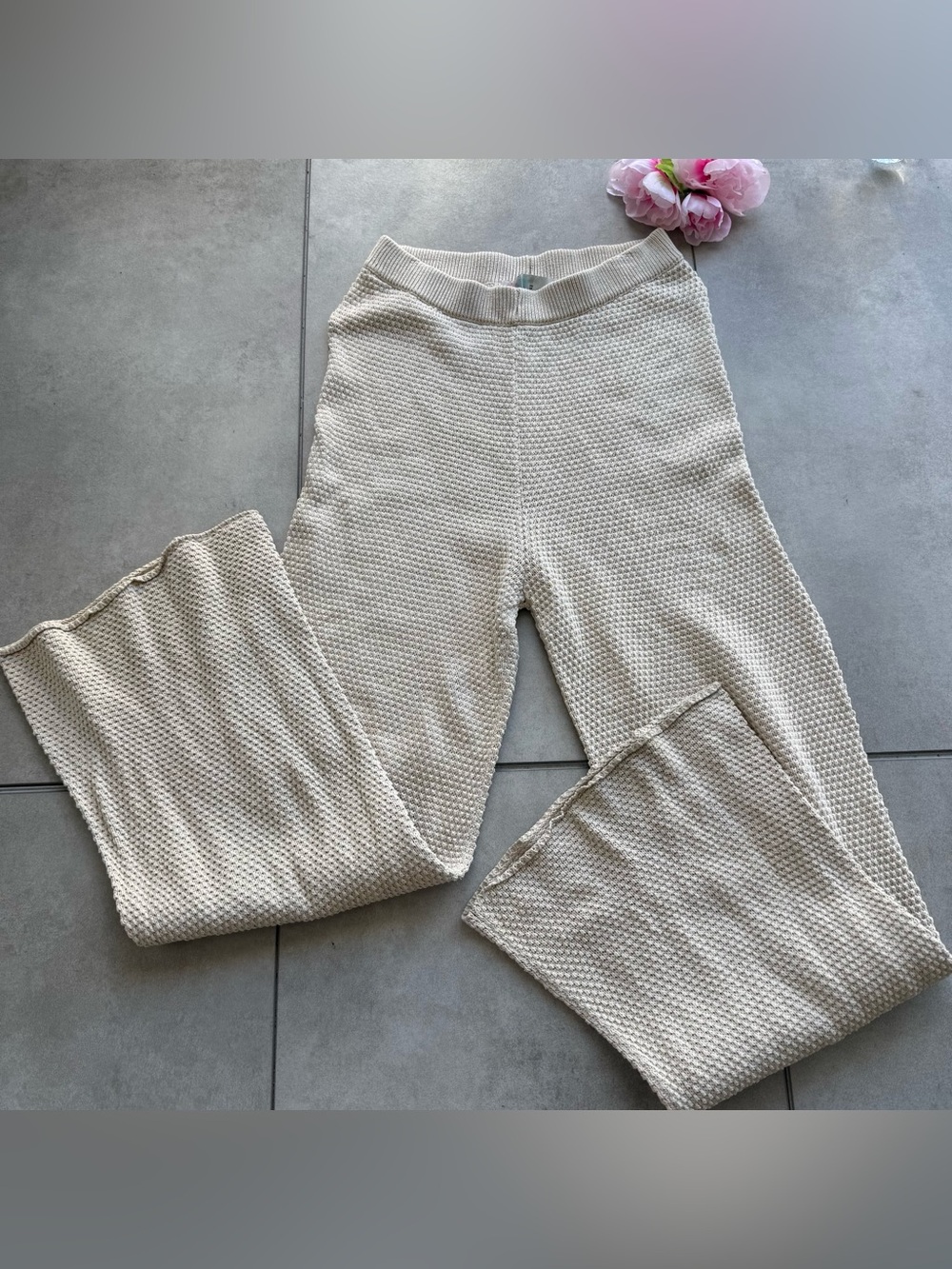 Free people beach Pants XS Tan Knit stretch Flare legs cotton elastic high waist